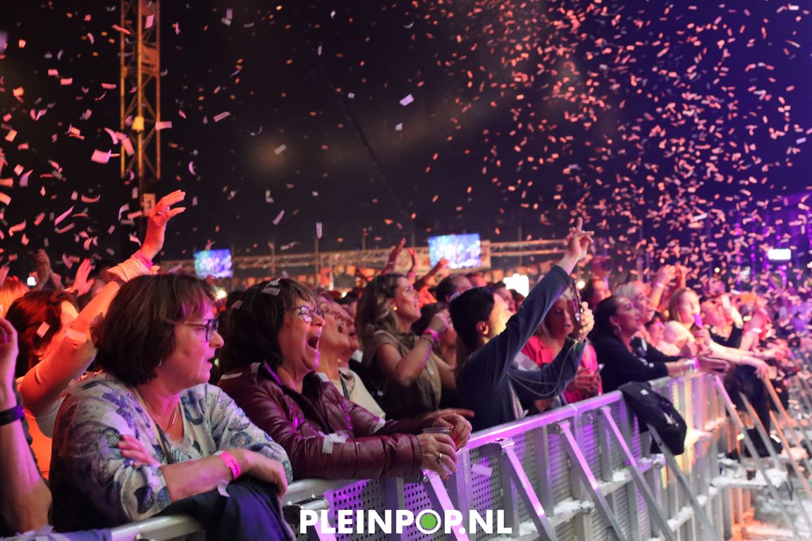 André Hazes jr    (44)